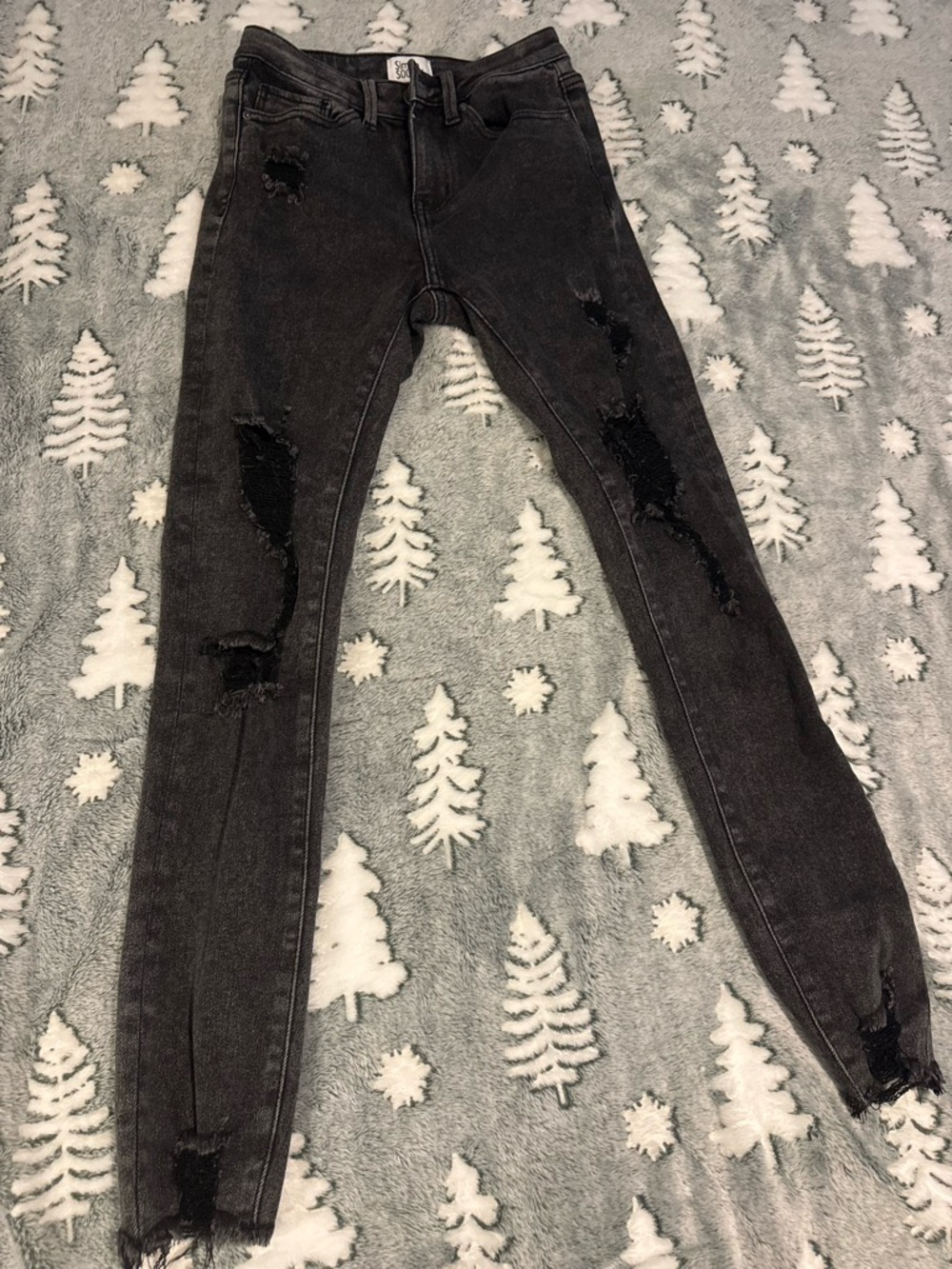 Black Distressed Skinny Jeans for Women